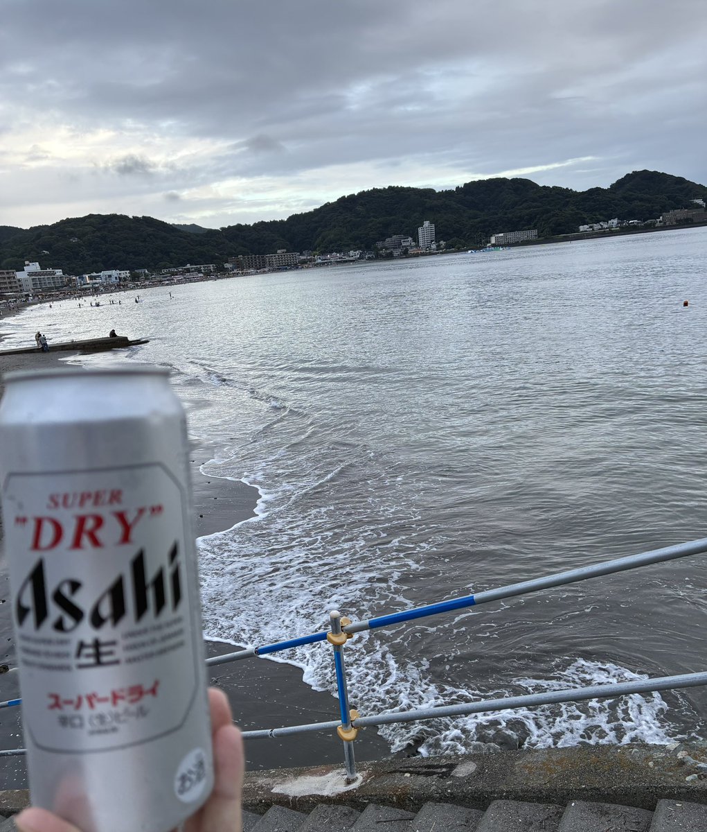 Bogivin03's tweet photo. 晴れてたら良い雲見れたんだけどな
それなくてもこの時間の海好き https://t.co/LdK6emUtxw