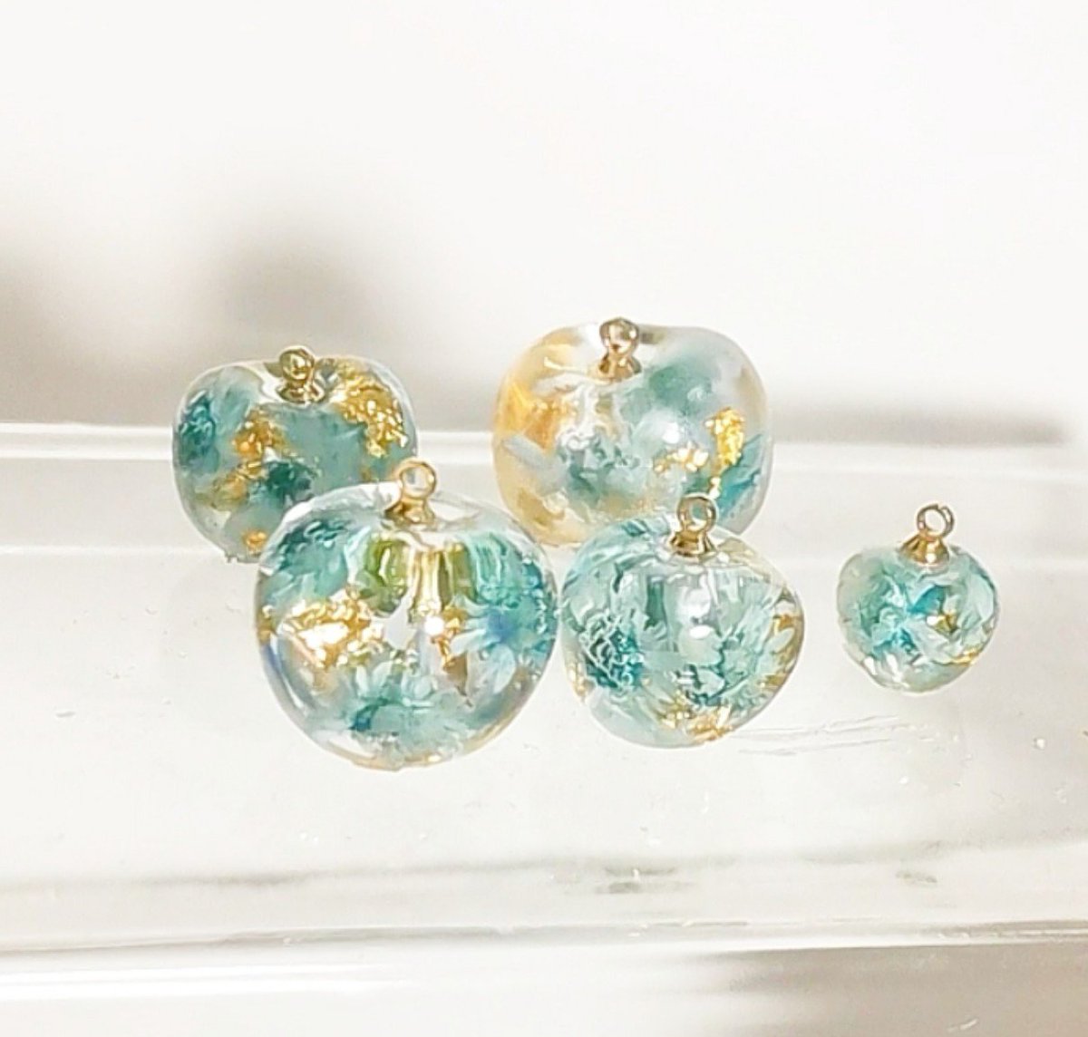 sikisaidou's tweet photo. かすみ草が入荷待ちなので
別のお花で完成イメージを!!
水引金具を使った和風テイストの
お守りアクセサリーです🌸

short動画上げてます(  ᐢ˙꒳​˙ )
https://t.co/iqBcERZrET https://t.co/9Uvr93JNdD