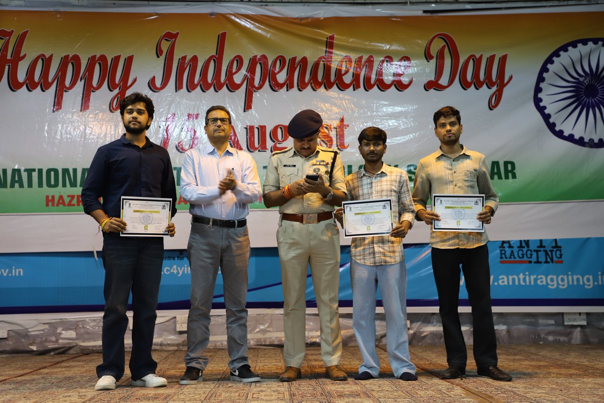 ebsbnitsri's tweet photo. Honoring excellence on the eve of the 80th Independence Day!
Dr. Ashok Kumar (EBSB Nodal Officer), Bhat Yasir Ali (Student Head), and student coordinators Sourav, Nitesh, &amp; Lakshya were felicitated by Registrar Prof. Atikur Rehman &amp; SSB Commandant Sanjeev Kumar.
#NITSrinagar https://t.co/WlvKgCQG6K