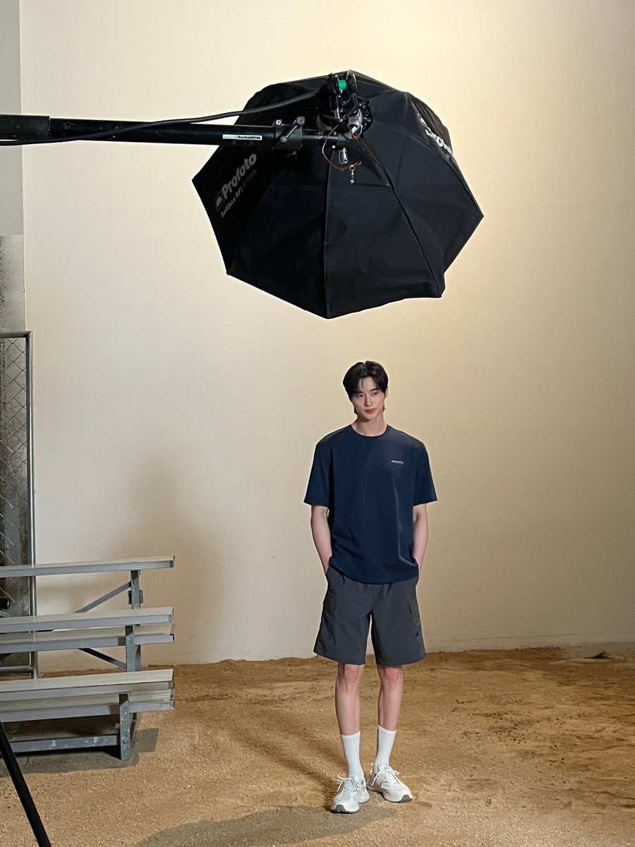 wooseokfiles's tweet photo. [BEHIND] #ByeonWooSeok for Discovery Expedition 26SS Collection https://t.co/5Win9PUJXj