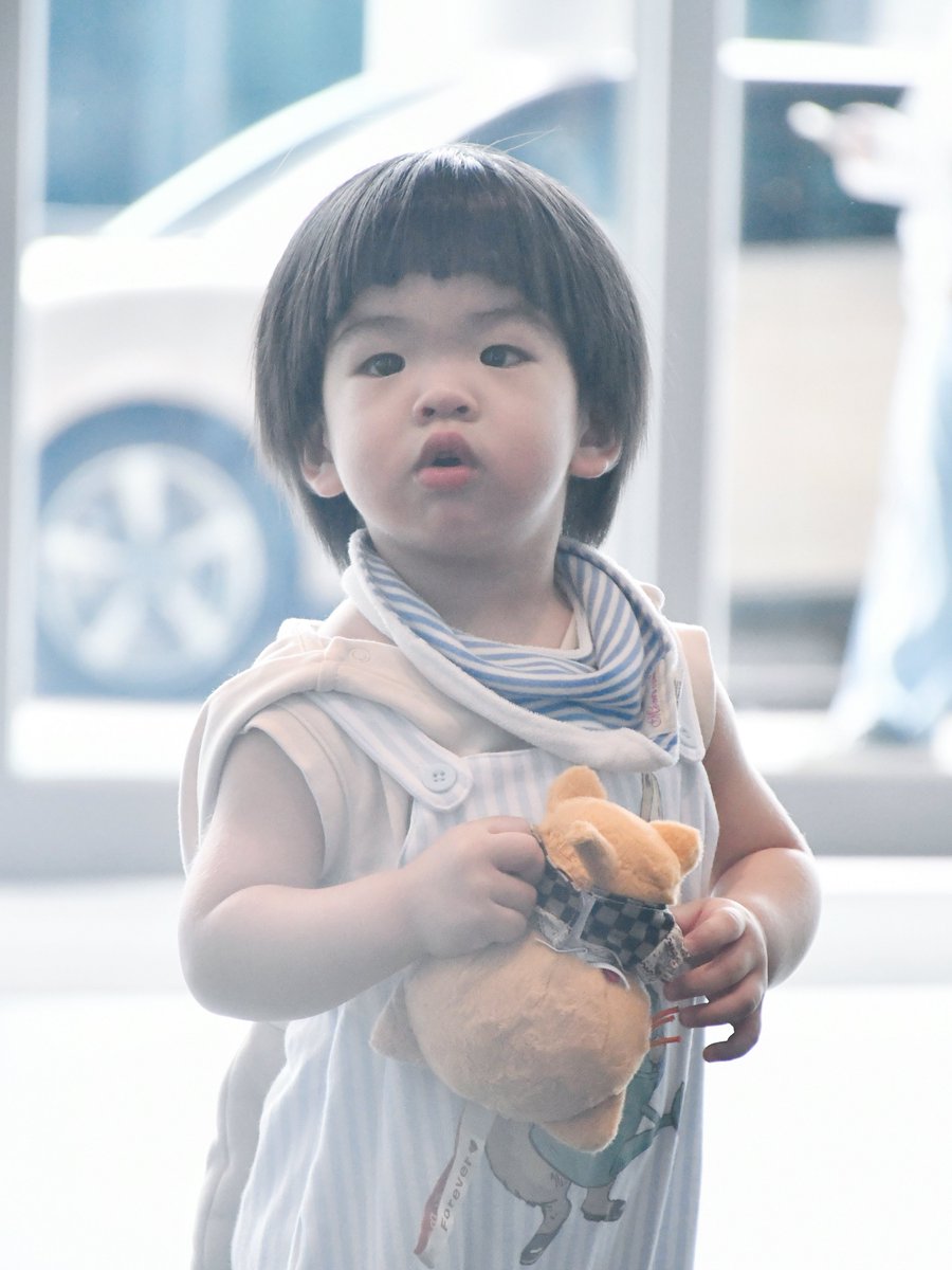 GetsaryGrace's tweet photo. Baby so cute 🥰 @MommyMink 

#COPPERdechawat 
#DuangConcertDay2
#DuangGoRoundConcert https://t.co/IKP2ttpkeY
