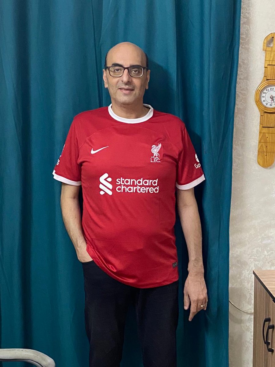 Omar_Ezzat78's tweet photo. لا حول ولا قوة إلا بالله 
لله ما أخذ ولله ما أعطى 

انتقل إلى جوار ربه صديقي وعشرة العمر عمر الشافعي

مع السلامة يا حبيبي @omar_aegon https://t.co/7T5SizzkjC