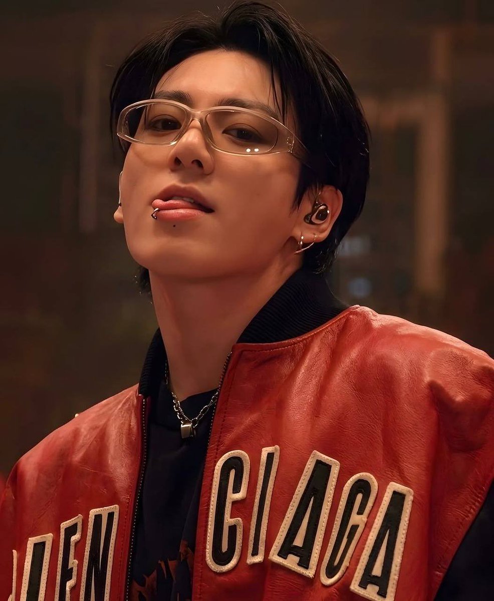 BTS_twt___JKOOK's tweet photo. — https://t.co/tAgAdS3eAm
