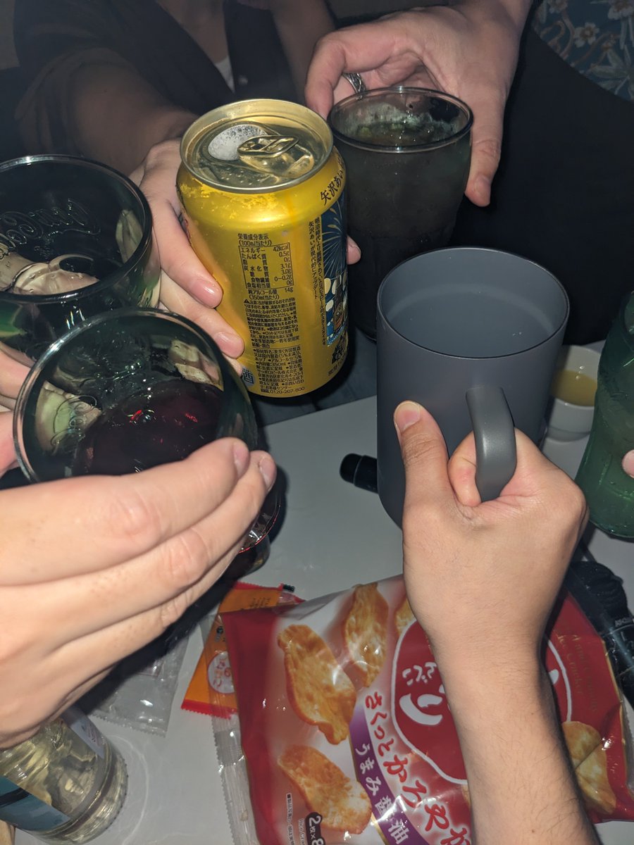 Kaya6489's tweet photo. 飲みカラ楽しすぎてヤバい🔥🔥🔥 https://t.co/0yE6NHh8JR