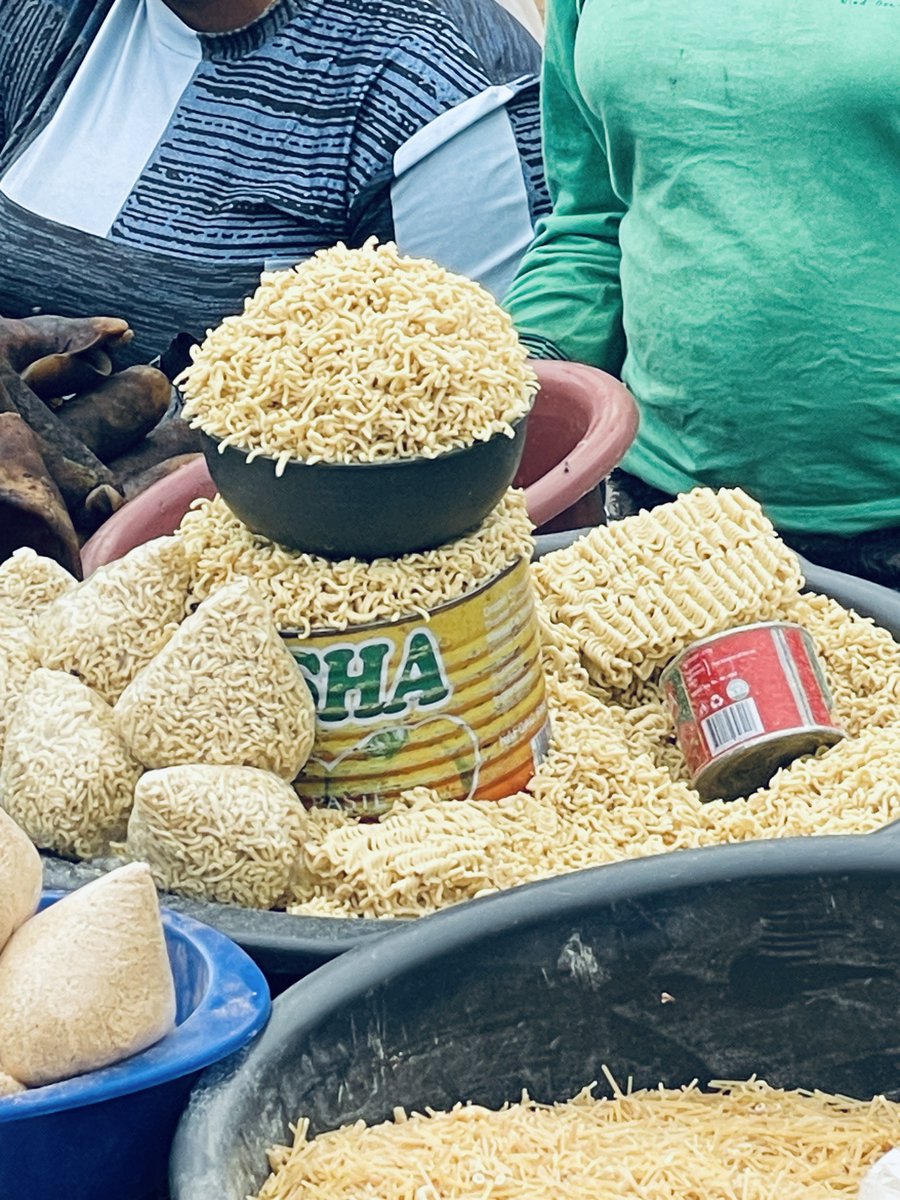 OneModupe's tweet photo. I love buying noodles measured in cups at the market, so affordable! https://t.co/PCBkNPei8y