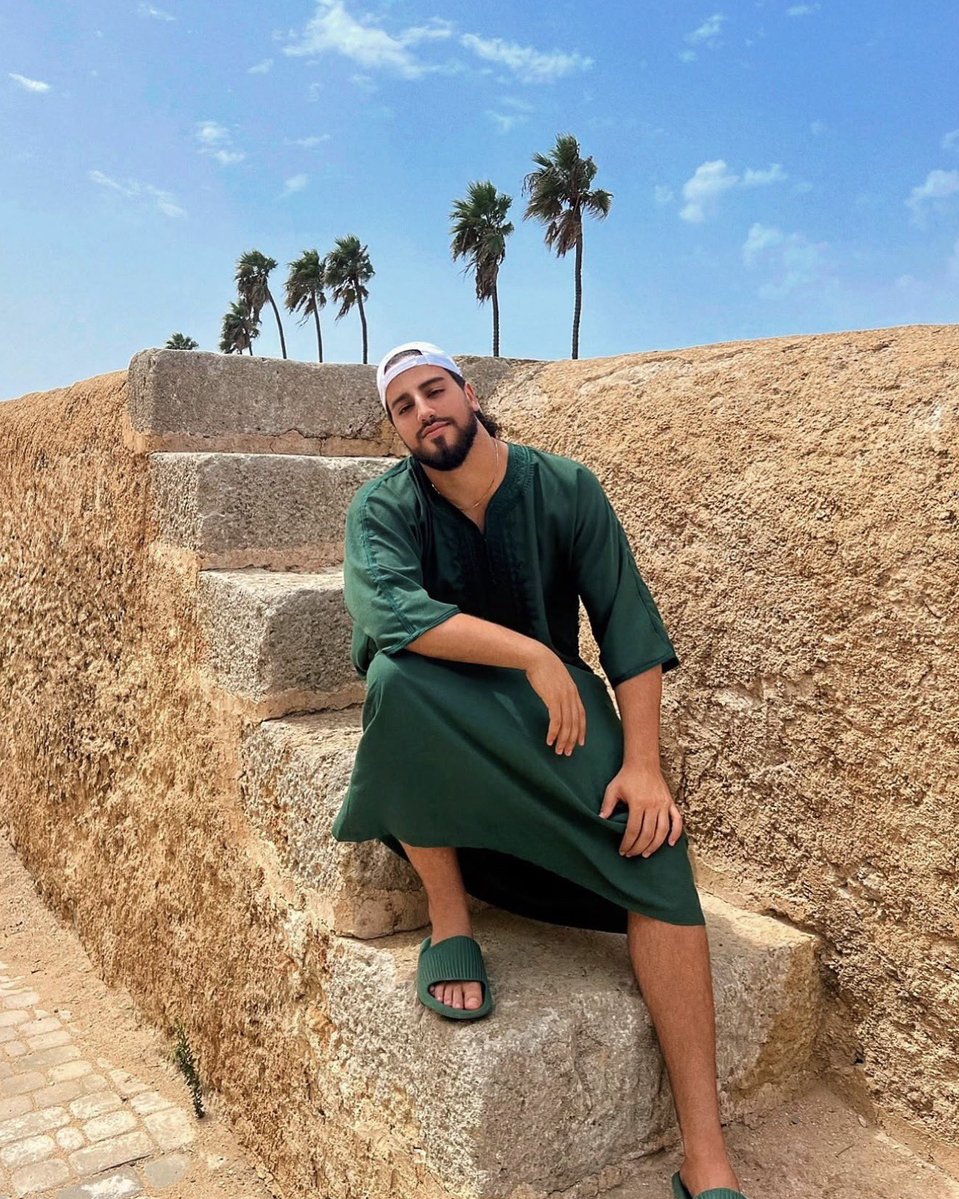 DrMedkhalil's tweet photo. Des que je pose un pied au Maroc, je deviens rebeu… la bonne bouffe me change 🇲🇦😮‍💨 https://t.co/0b9mZkD4NI