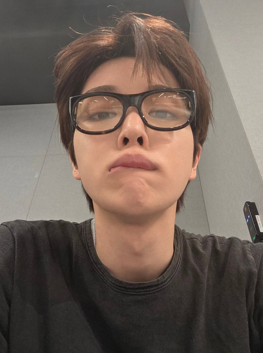xolovescy's tweet photo. 😏 https://t.co/zNZKM2Vc5V