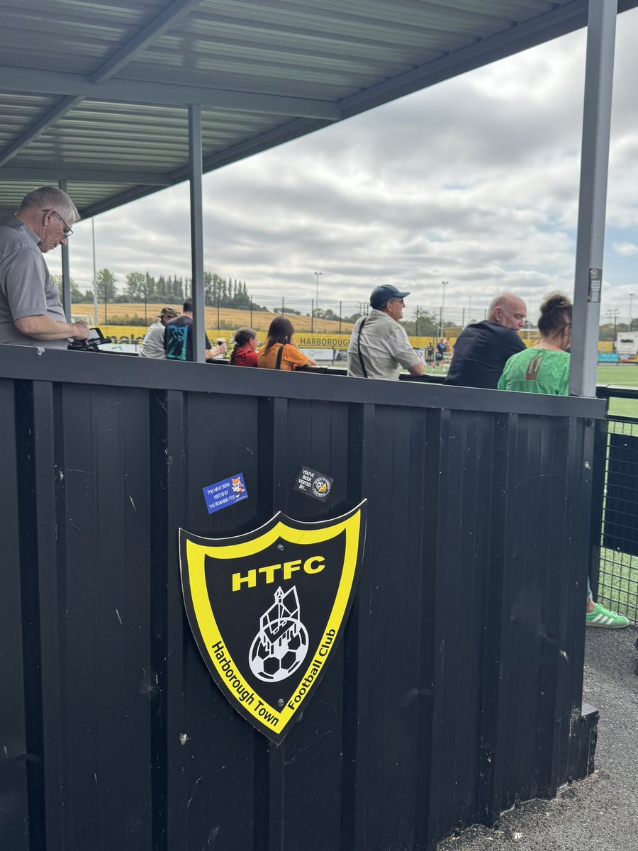 _theroamingfox's tweet photo. 🏆NATIONAL LEAGUE NORTH ~ FULL TIME
HARBOROUGH TOWN 1-0 MORECAMBE
📍Bowden Park
#groundhopper #nationalleague #htfc #mfc #fyp https://t.co/VVFCeLe1w5