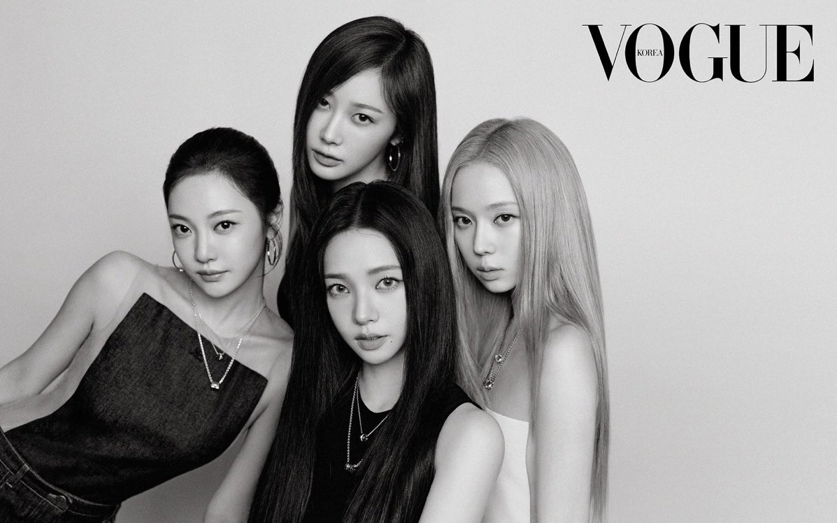 Katarvina's tweet photo. 𓂃 ࣪˖ ִֶָ classic vibes with the girls &amp; Vogue Korea — timeless beauty, effortless charm, and a little moment that feels like it belongs between the pages of a fashion story. just us, soft lights, and memories dressed in elegance. ♡ 𓆩✧𓆪 https://t.co/Gs7Npqs1Jp