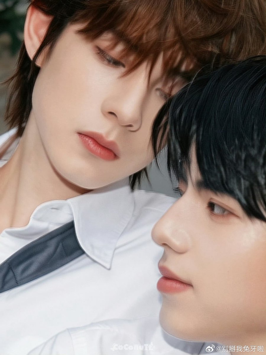 Ravilin_'s tweet photo. กินไหม มองขนาดนี้ 
// หมายถึงไอติมที่ถืออยู่อ่ะ 

⋆ ˚｡#Ollie #Shuyuan｡˚ ⋆
✤#Tianyuan☆ https://t.co/DXvUj2xRuD