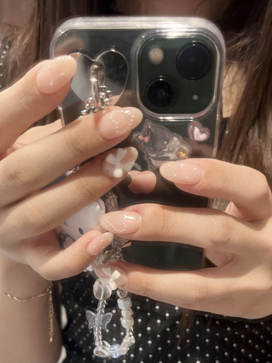 ohtofu_'s tweet photo. nail💕 https://t.co/23JYmHfkaN