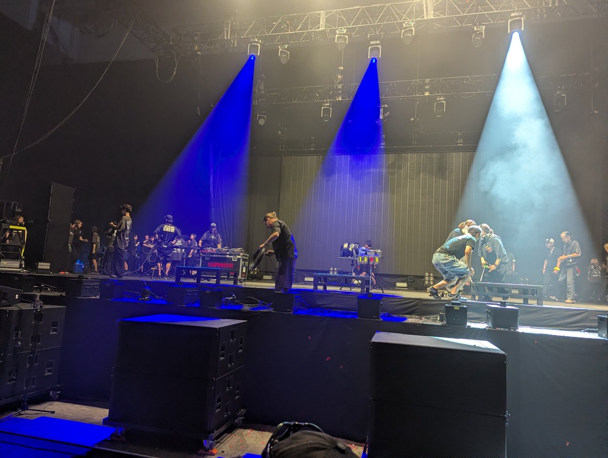 ore_metal93's tweet photo. 圧縮と民度がすごい！ https://t.co/PNbTxBtAeG