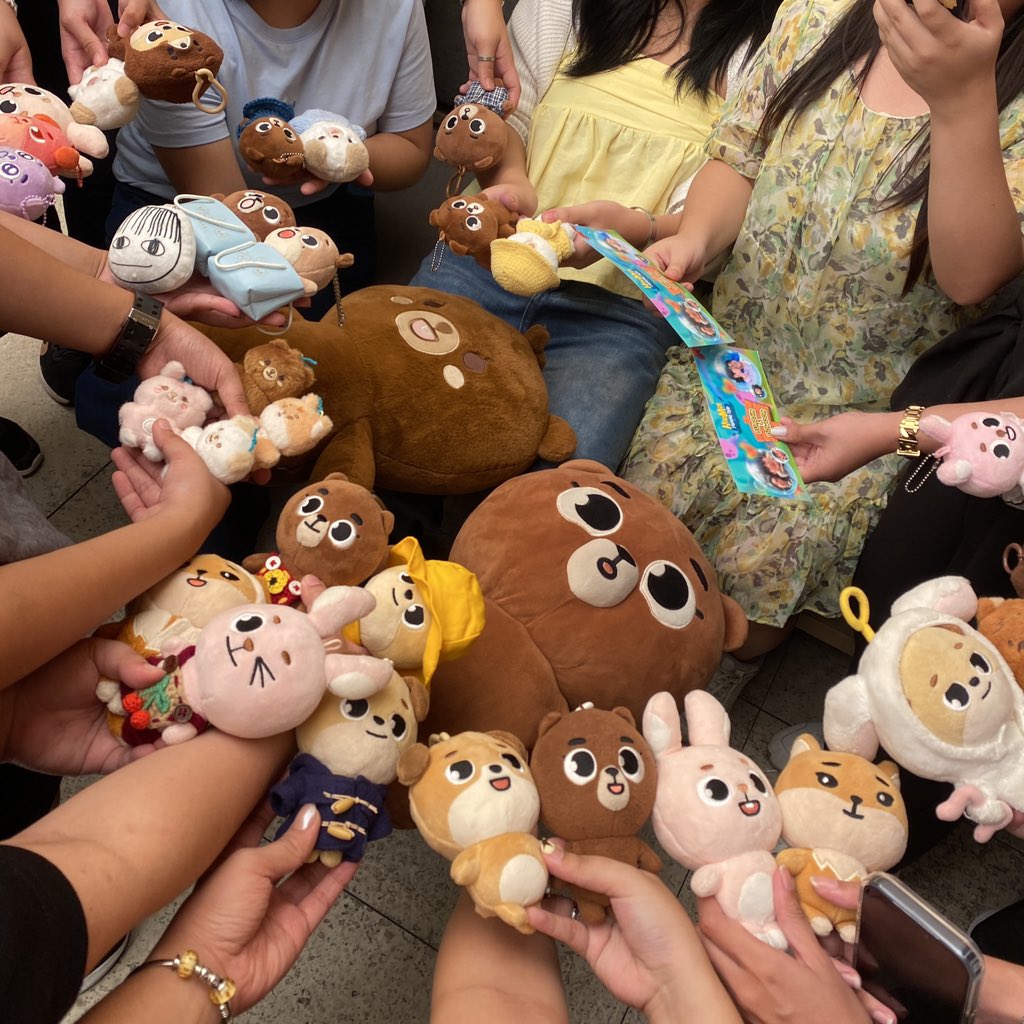 yoonilab_'s tweet photo. kami lang ba yung muntikan ma-kick out sa cafe sa sobrang ingay? chzzz 😭 TY PO SA PRIZES AT PA-GAMES 💥

HAHAHAHAHA DI KO INEXPECT YUNG MGA NANGYARI TODAY NAKAKALOKA 🤣🤣🤣

#HaemolFishingTrip @haemoldayph https://t.co/5qGOPmUffM