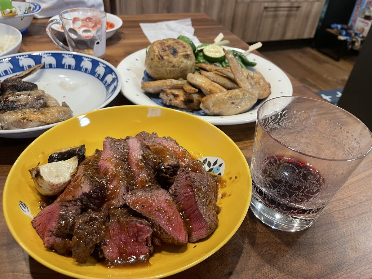 zombie8693's tweet photo. 今以上に炭焼きを愉しむには、もっと大きいステージがいる https://t.co/1YmQV39Tlo