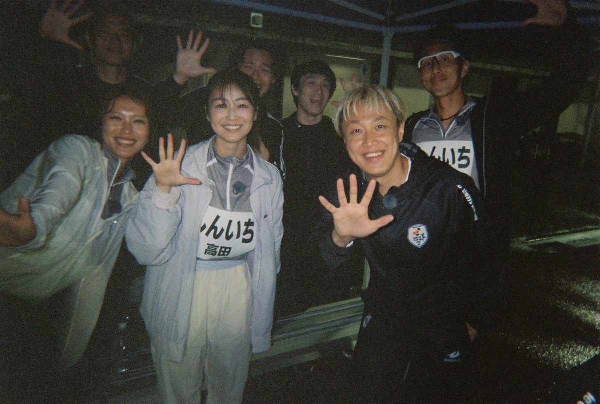 2fu_aoki's tweet photo. この後19:00から鬼レンチャン男女混合リレー後半戦！

福ちゃんさん頑張れ！

敗者席でめちゃくちゃ笑った覚えがあります。楽しかった！
 #鬼レンチャン https://t.co/v4x6omlmfQ