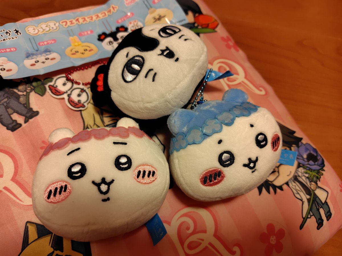 semat420's tweet photo. ちいかわのフェイスマスコットげっとだぜヽ(=´▽`=)ﾉ♥もちもちであまりにもかわいいいのち… https://t.co/BiSVvjxInY