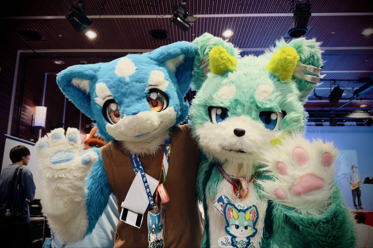 yukitora_rarara's tweet photo. 愛おしすぎるぜ、おまえら……🫰🫰
#ケモフェス2026
#KemoFest2026 https://t.co/ezY7rF1f6i
