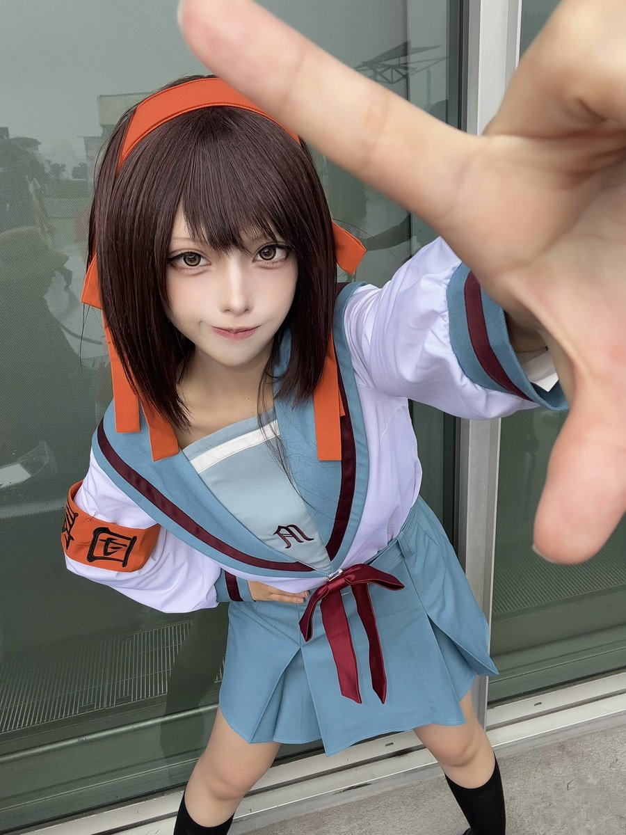 sobaabura_'s tweet photo. コミケ2日目は涼宮ハルヒでした‼️✨️
#c108 #c108_cosㅤㅤㅤ https://t.co/dDI6v0S3Te