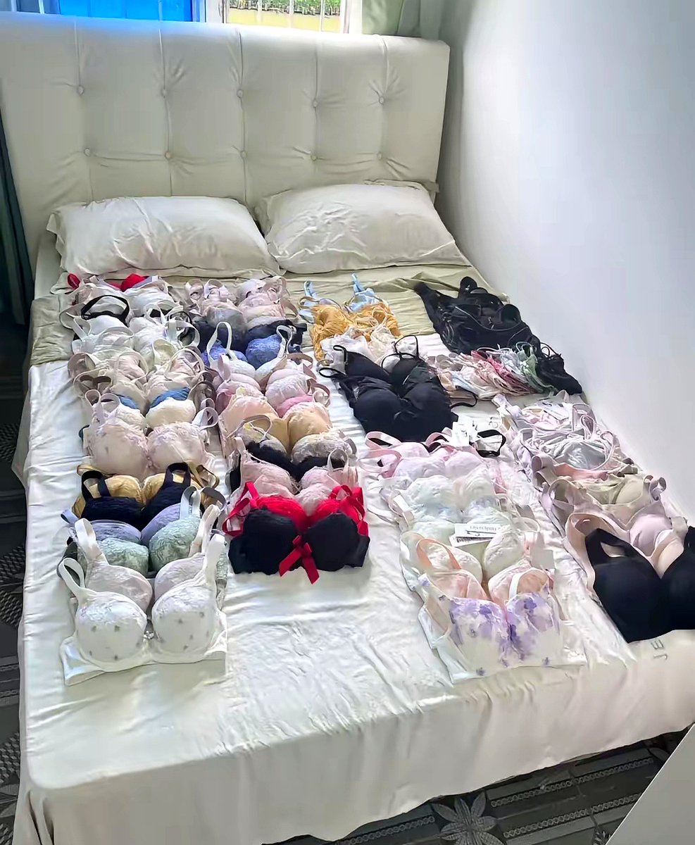 DechathornInta1's tweet photo. Tackled my closet clutter today! Turned 10 old tees and a vintage lamp I hadn’t used in years into a tiny thrift stack to share with neighbors – decluttered my space and spread small joy. , https://t.co/T908VrcfRo