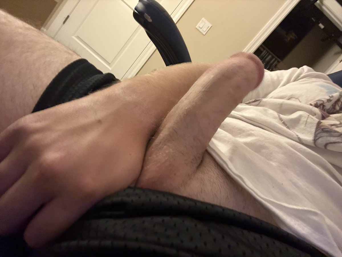 xeddih's tweet photo. So thick https://t.co/8qtudyvi64