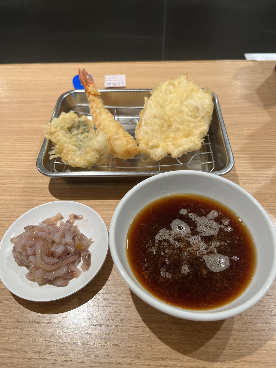 fukuchan0315's tweet photo. 天麩羅処ひらお🍤

美味かった😋

#天麩羅処ひらお
#天ぷら
#博多
#旅行
#夏休み https://t.co/wgfowWmN58