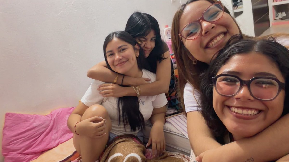 thisisnotbear_'s tweet photo. 7 a��os juntas🤍 https://t.co/Gr0ClHFg4Y