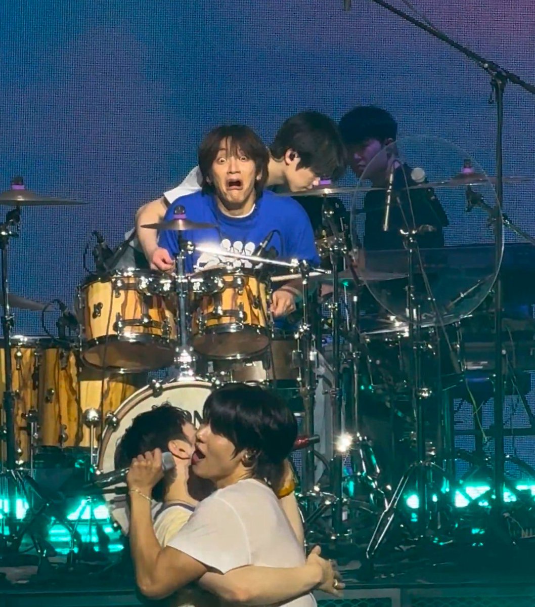 hwengbokhae's tweet photo. 😂 https://t.co/B5zlb0EKIf