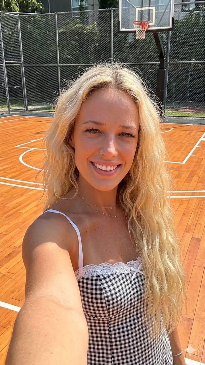 Cunningham3jf's tweet photo. Happy birthday to me ❤️ #SophieCunningham
#IndianaFever #FeverNation #WNBA
#WNBATwitter #WomensBasketball
#Hoops #Twitter_Space_AMA https://t.co/4T3HPe1e9F