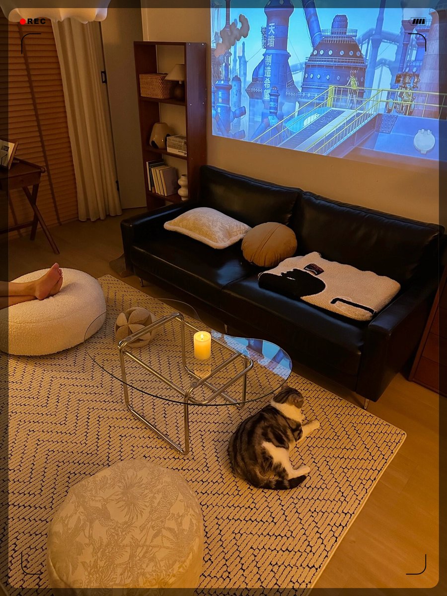 CraigOstrander8's tweet photo. Just finished a movie night with my favorite people – popcorn everywhere, laughter that lasted for hours, and way too many cozy blankets. Best kind of Sunday https://t.co/QYOfMNc6VA