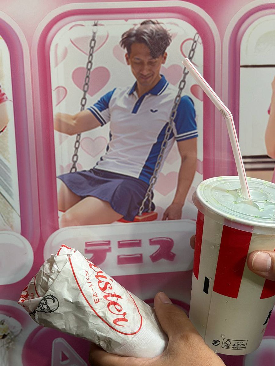 prm123prm's tweet photo. ケンタッキー美味しい😋

ケンタッキーはみなさんマクドみたいに略したりするんですか？

スタッフのひとりが「ケンチキ」と言ってて目玉飛び出るかと思いました👀

PREMIUMはオプションもたくさんあるのでぜひいろんなお楽しみをしてくださいませ🙌🏻 https://t.co/CkECxRJqdQ