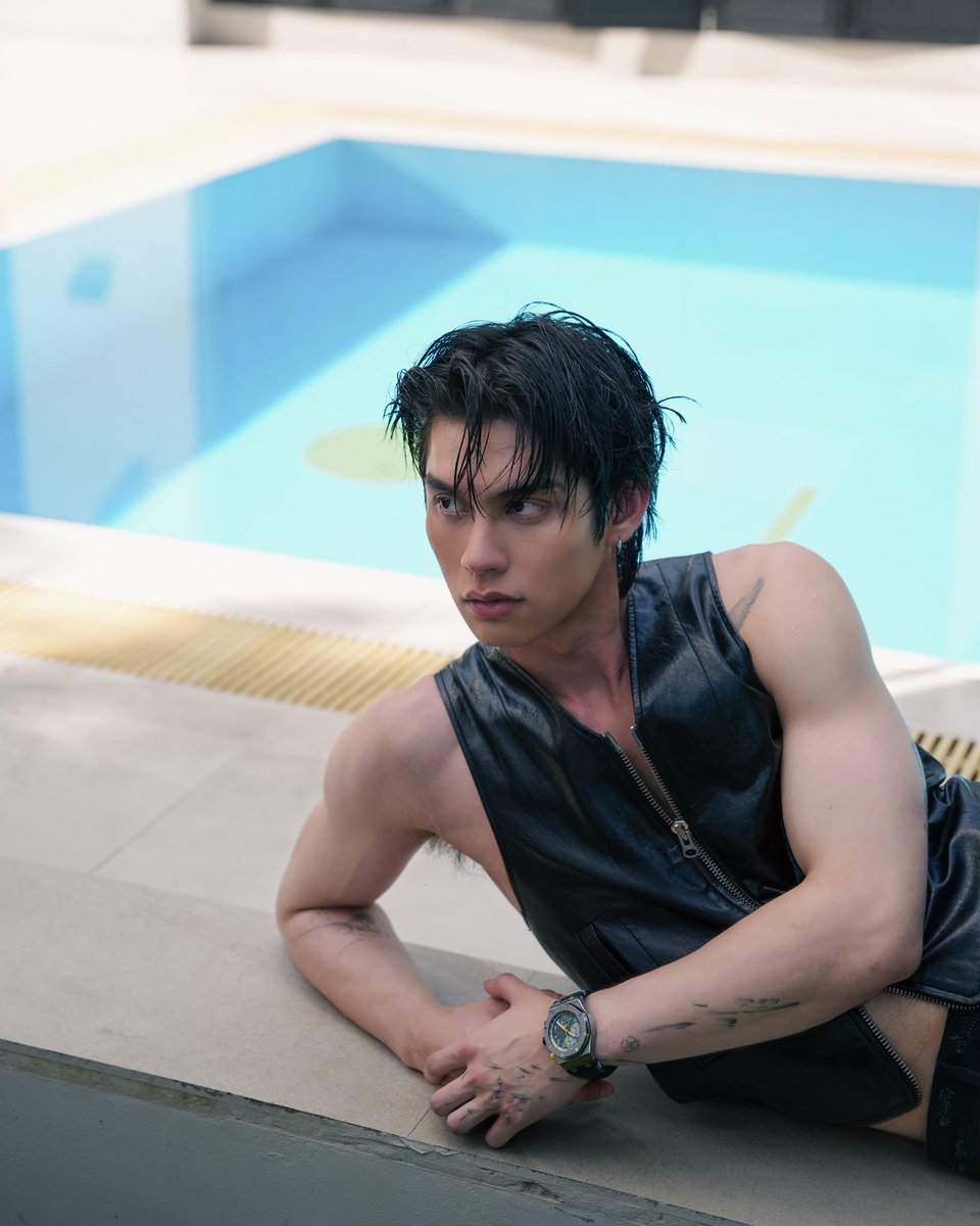 allbright_ofc's tweet photo. A look behind the scenes of BRIGHT for ELLE Men Thailand × Audemars Piguet

(1/3)

#ElleMenxBRIGHT
#AudemarsPiguetxBRIGHT
#bbrightvc https://t.co/VgOSg8Xshq