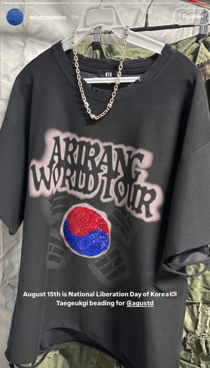 SUGAIndoFanbase's tweet photo. Styling Director BTS (whatzupbbo) mengunggah foto baju tur #SUGA hari ini di Instagram Story miliknya

💬 Tanggal 15 Agustus adalah Hari Pembebasan Nasional Korea.
💬 Manik-manik Taegeukgi untuk agustd

🔗 https://t.co/cayLmowZ7a

~🪶 https://t.co/8fJDWvd7QK