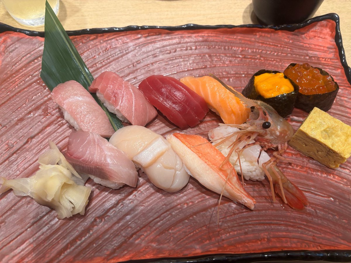 mina___22o's tweet photo. 出勤してます！
ラストまでいます～！
お寿司食べてきた🥰🥰 https://t.co/jmrv5oLQfY