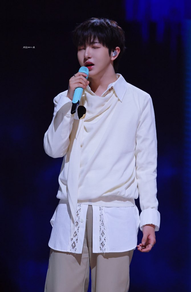 morningDeer0323's tweet photo. 260816런쥔
#런쥔 
#RENJUN 
#仁俊 https://t.co/fqqBOOCmMb