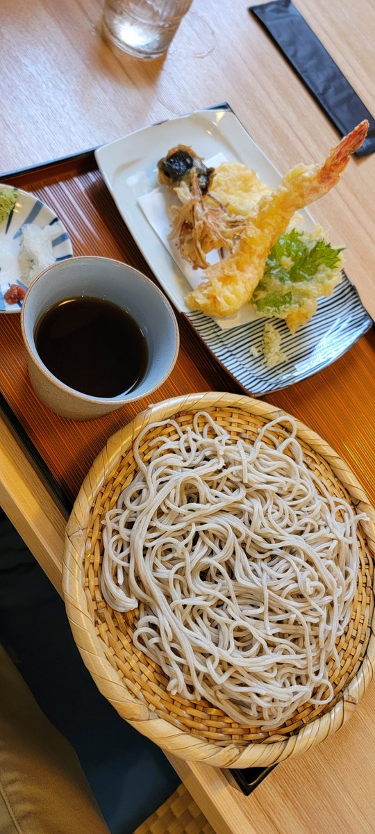 chytomo_game's tweet photo. 今日は軽めのツーリング🏍
蕎麦屋が潰れ(���)て蕎麦屋になってたから行ってきた！！！
前は並で中盛りみたいな量やったけど普通になってて安心した！！！ https://t.co/iCuadTknzU