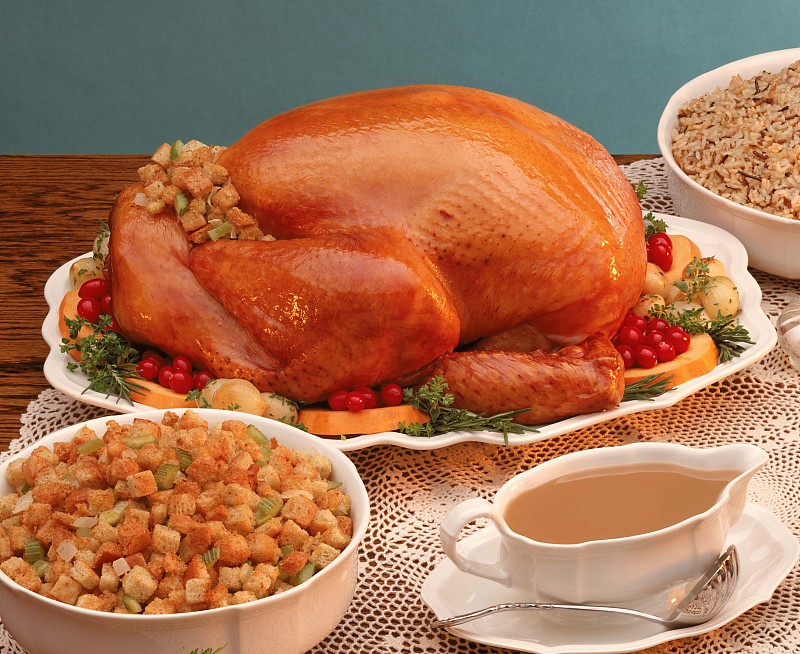 22VGAOzE4HE3wl's tweet photo. Treat yourself to our Thanksgiving 3-course feast—roasted turkey, creamy mashed potatoes, and spiced pumpkin pie, only today! https://t.co/1GtcucN0Rq
