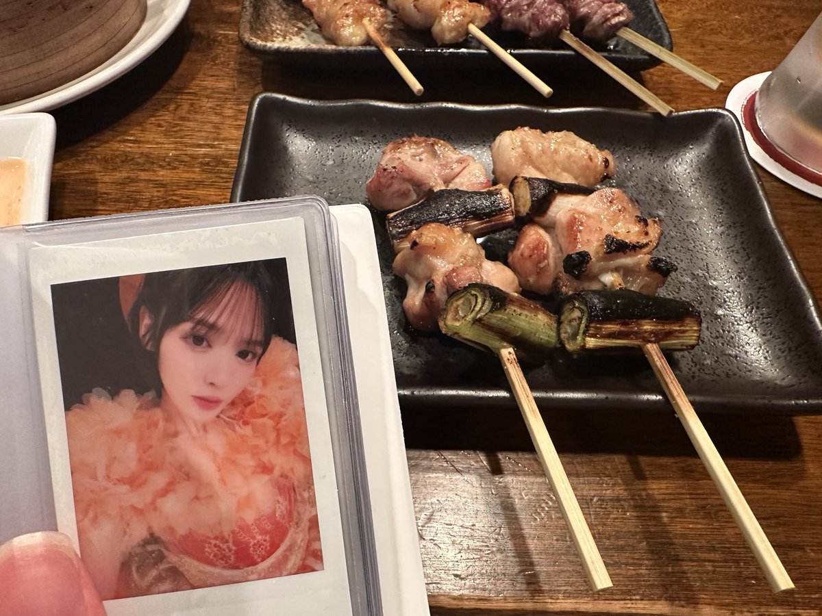 osuzu___1124's tweet photo. おすずに今日の夜ご飯何がいいと思う？って聞いたら焼き鳥‼️って言われたからちゃんと食べてきたよ🧡美味しかった🧡
#鎮西寿々歌 https://t.co/nQBEfSyHHA