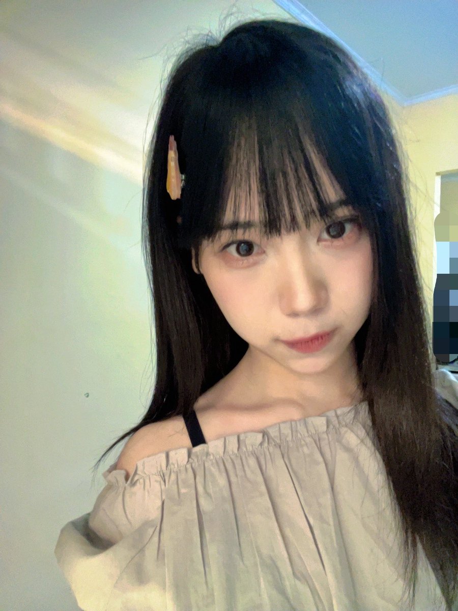 AR_LanaJKT48's tweet photo. Makasihh banyak ya buat vc hari inii, SERU BANGETSS PARS WKWKWK, sudah kangen bertemu, see you tanggal 25🩷✨🫶🏻 #ObroLana https://t.co/3xRvem1rIv