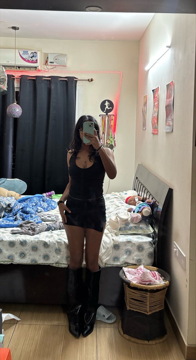chrypie04's tweet photo. fits i wore last month 😛🤙 https://t.co/ZtDYgXGFuN