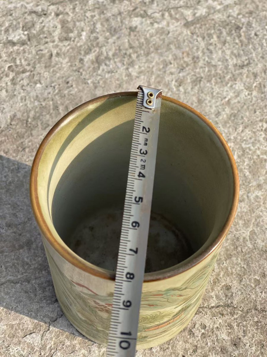 desouza1992's tweet photo. Turn an old mason jar into a stylish desk pen holder with just some paint and twine—no fancy supplies needed! https://t.co/VfgfLbnuV2