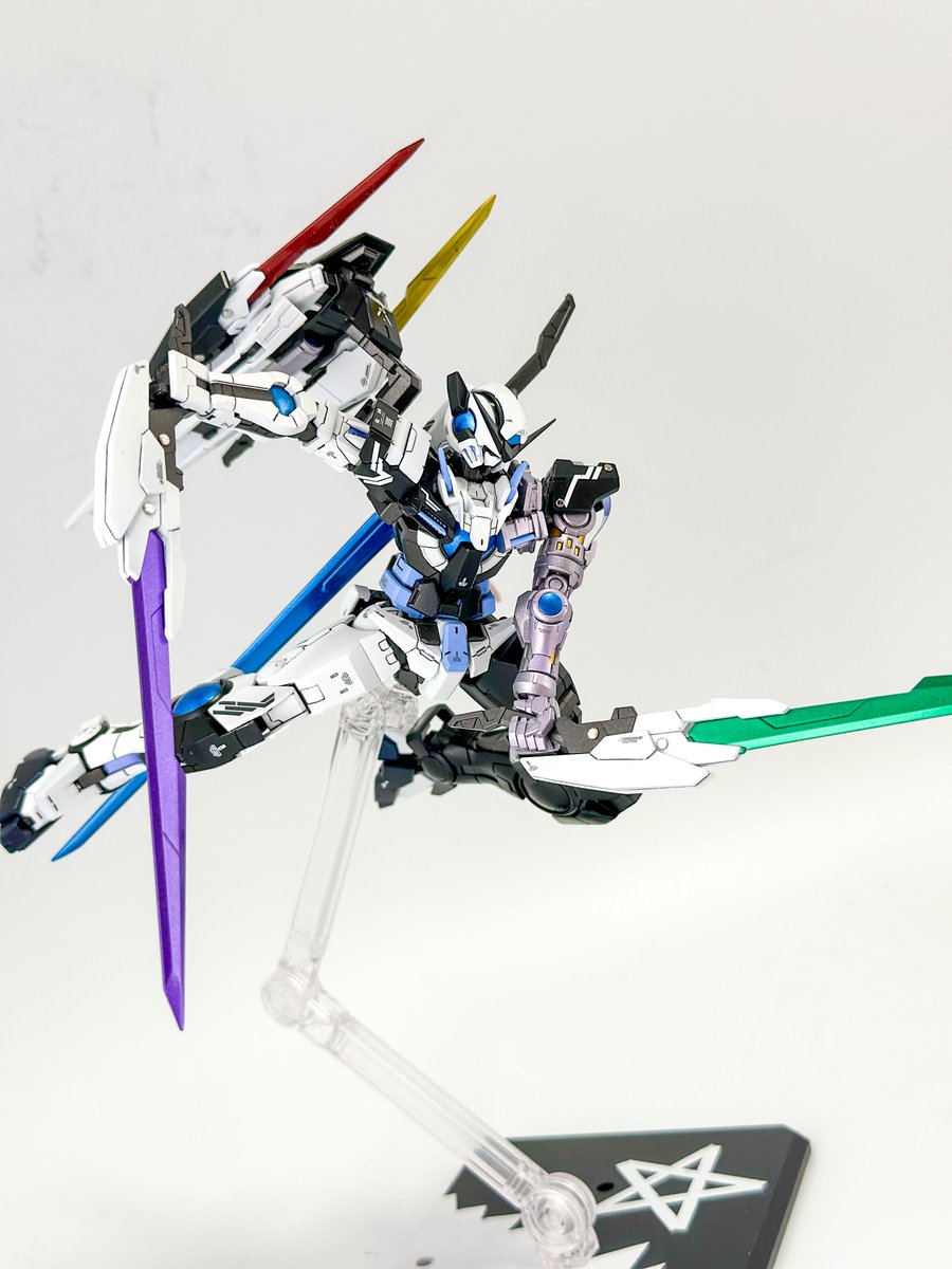 w_a_r_e_hobby's tweet photo. ガンダムエクシアリペアⅣ:白上フブキver.

完成しました🌽

ホロライブ×ガンダムコラボのカラーを意識しつつ、MSとしてのかっこよさを追求しています。
センチメンタルに100万回愛してくれーーーー!!!
 #白上フブキ 
 #絵フブキ https://t.co/hyGmDp2ut9