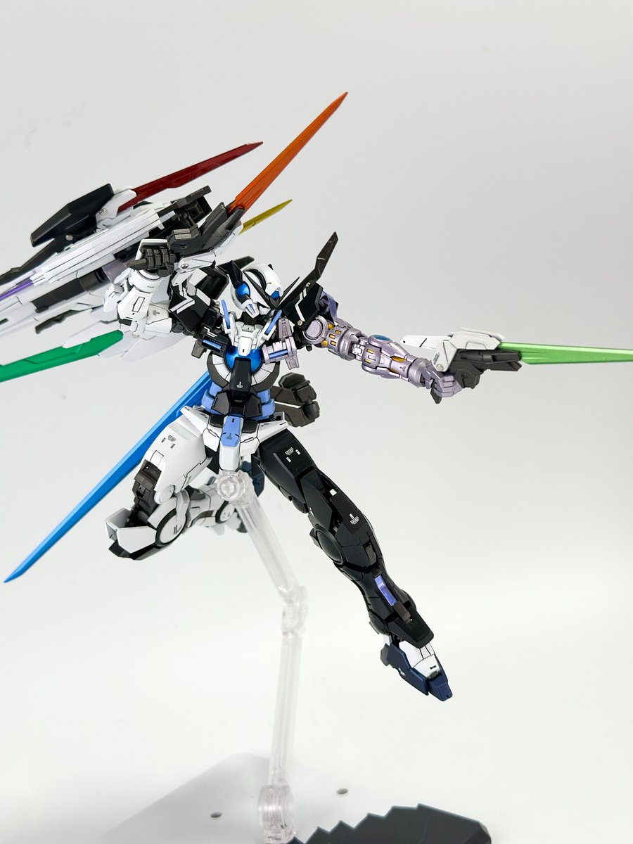w_a_r_e_hobby's tweet photo. ガンダムエクシアリペアⅣ:白上フブキver.

完成しました🌽

ホロライブ×ガンダムコラボのカラーを意識しつつ、MSとしてのかっこよさを追求しています。
センチメンタルに100万回愛してくれーーーー!!!
 #白上フブキ 
 #絵フブキ https://t.co/hyGmDp2ut9