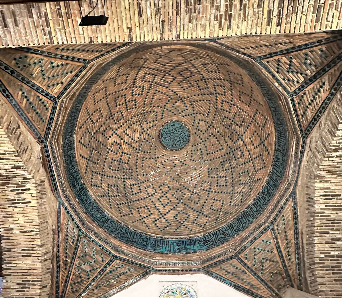 tasvirsanatlari's tweet photo. Bugün ben bir güzel gördüm 🩵🌸

Beyşehir Eşrefoğlu Süleyman Bey Cami https://t.co/YusUhbBTX7