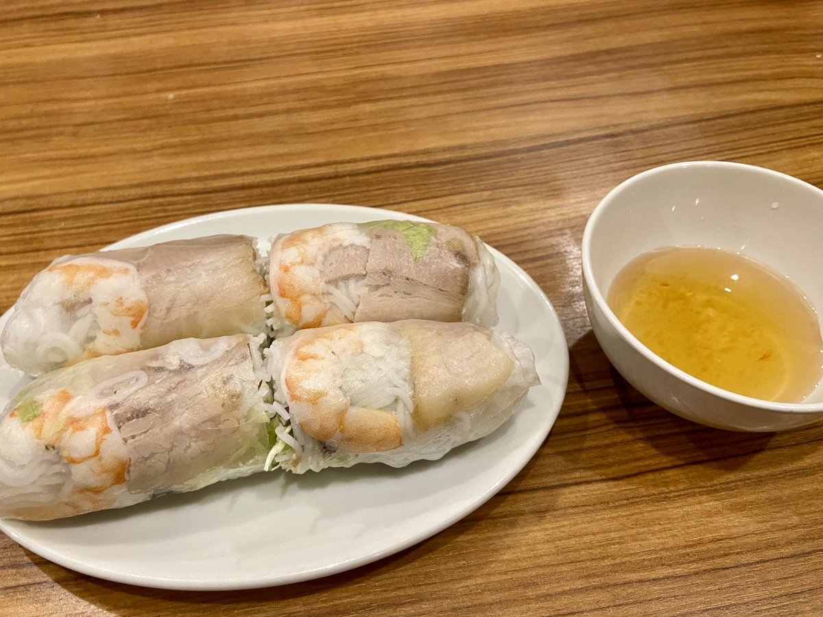 torimenoseinen's tweet photo. Saigon 究@稲田堤
・フォーボー(牛肉)
・スペシャルバインミー(チャーシューと豚ハム)
・生春巻き

稲田堤駅近くにあるベトナム料理屋さん。

アットホームでリーズナブルなお店。
リピ確。

ごちそうさまでした。 https://t.co/2vNa14CKW5