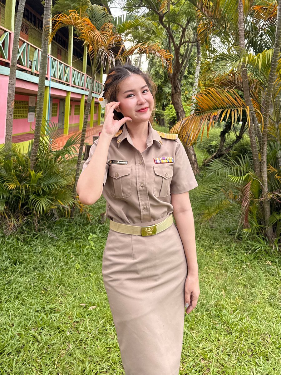 nongkru_suay_ja's tweet photo. ก็แค่สาวน้อยน่ารักเกินไปหน่อยนึงค่ะ 😅💗 🫦 https://t.co/JOpbsoWUzn