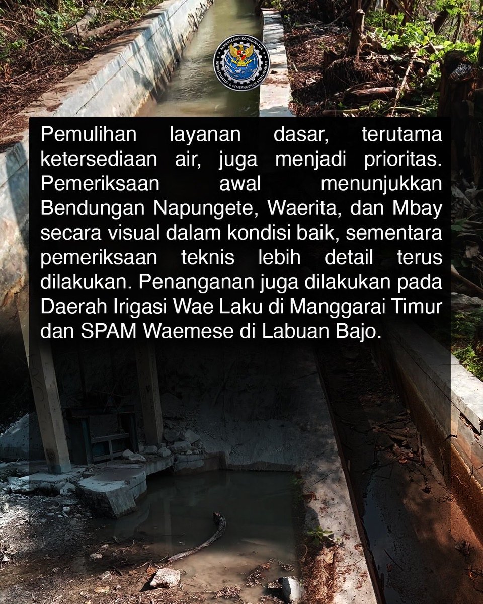 AgusYudhoyono's tweet photo. Pemerintah terus bergerak cepat menangani dampak gempa bumi NTT. Sesuai arahan Presiden Prabowo Subianto, prioritas utama adalah memastikan masyarakat terdampak mendapatkan pertolongan, bantuan, dan layanan yang dibutuhkan.

Dari sektor infrastruktur, kami telah meminta Kementerian PU mengerahkan sumber daya untuk membuka akses yang terputus, memulihkan konektivitas dan layanan dasar secepat mungkin. Konektivitas adalah prioritas, karena tanpa akses, bantuan tidak akan sampai.

Saat ini, Kementerian PU melalui Balai Pelaksanaan Jalan Nasional (BPJN) NTT, Ditjen Bina Marga, tengah menangani setidaknya 9 ruas jalan nasional, dengan kerusakan meliputi longsoran tebing yang menutup badan jalan nasional di 33 titik (32 titik sudah ditangani sementara dan fungsional), patahan 4 titik (sudah fungsional), kerusakan pada jembatan dan plat duiker 4 titik (saat ini dapat difungsikan). Loader, excavator dan personil juga telah dikerahkan untuk membersihkan material longsor dan akses jalan kembali berfungsi. 
 
Pemulihan layanan dasar, terutama ketersediaan air, juga menjadi prioritas. Pemeriksaan awal menunjukkan Bendungan Napungete, Waerita, dan Mbay dalam kondisi baik. Penanganan juga dilakukan pada Daerah Irigasi Wae Laku di Manggarai Timur dan SPAM Waemese di Labuan Bajo.