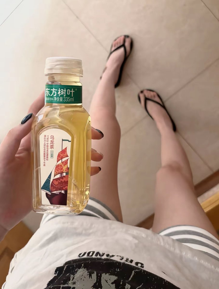 xinyue_sama's tweet photo. 傻逼，记得趁热喝完哦🙄#圣水 #sm  #贱狗 https://t.co/RnmT0ZhFQK