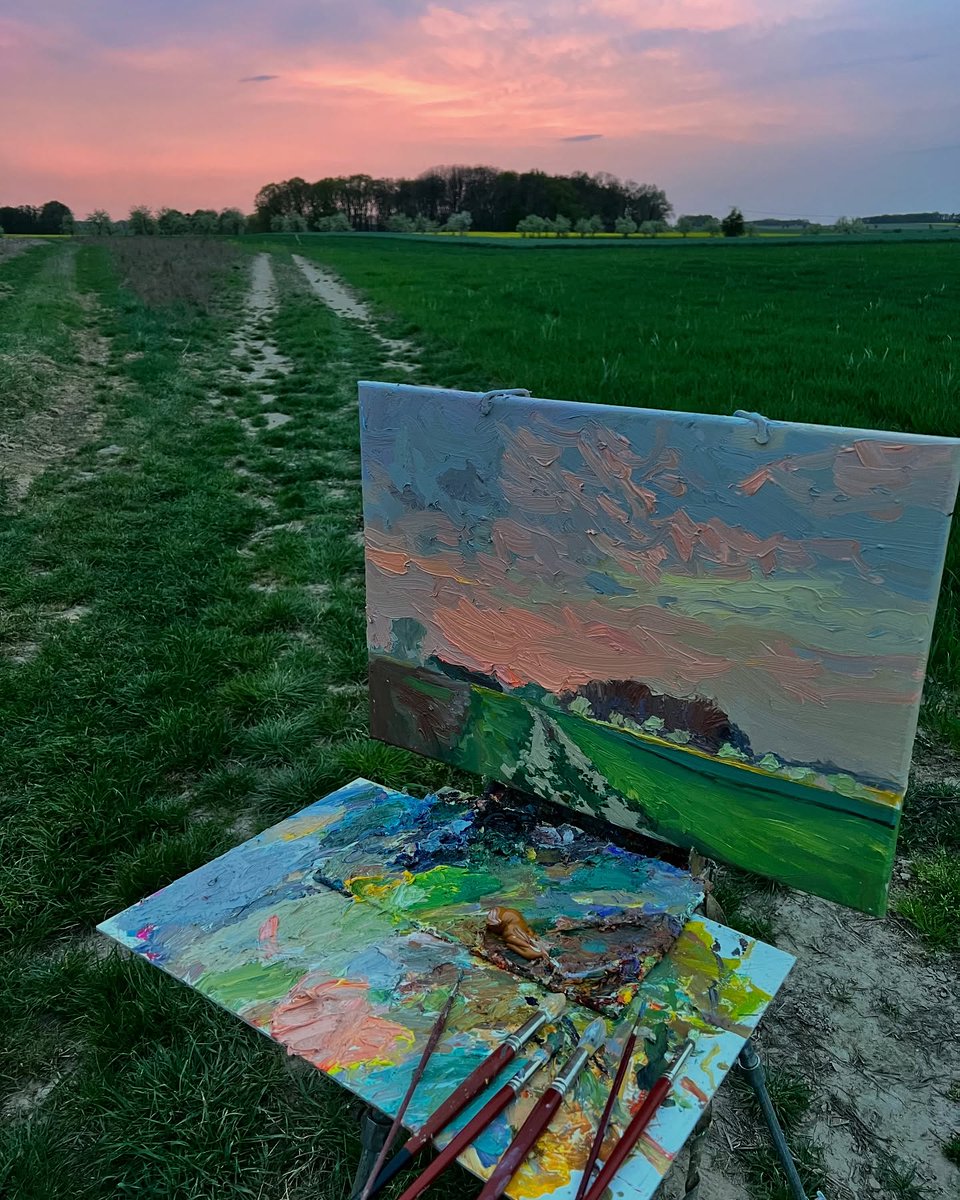 adrianJCL's tweet photo. Cherry blossoms bloom. Spring fields erase the dirt road’s tracks. On the horizon, a crimson evening before Good Friday. A moment of silence and light. A prayer in color. https://t.co/x9kO4AtfZt