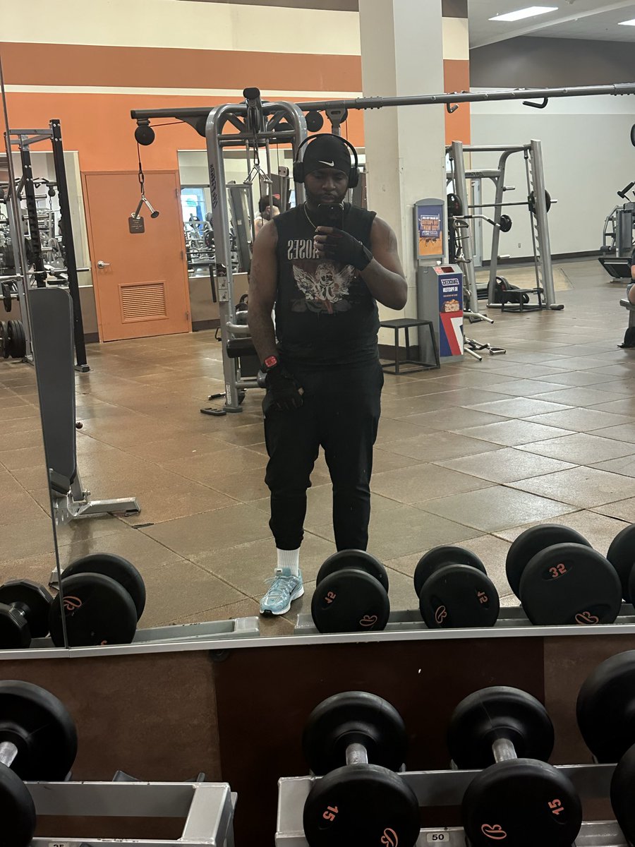 mclovingKeith's tweet photo. See, I’m about to go beast mode! https://t.co/4xuHnpGFbY