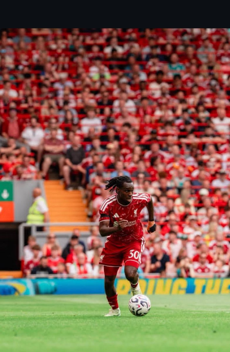 CaminhantesLFC's tweet photo. APITA O ÁRBITRO, COMEÇA O JOGO NO ANFIELD ⚔️
🔴 Liverpool 0️⃣ x 0️⃣ Como ⚪
#LiverpoolComo https://t.co/VVRRtelmBw